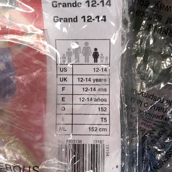 Costume.     Halloween is close - Picture 3 of 3